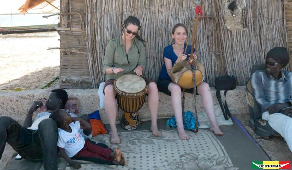Soirée djembé au bivouac